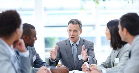 Chcesz znaleźć dobrą pracę? Zobacz, gdzie szukają prawników