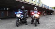 Policjanci eskortowali do szpitala rodzącą kobietę