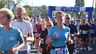 Opole: Półmaraton 2025. Ulicami miasta biegnie 900 uczestników
