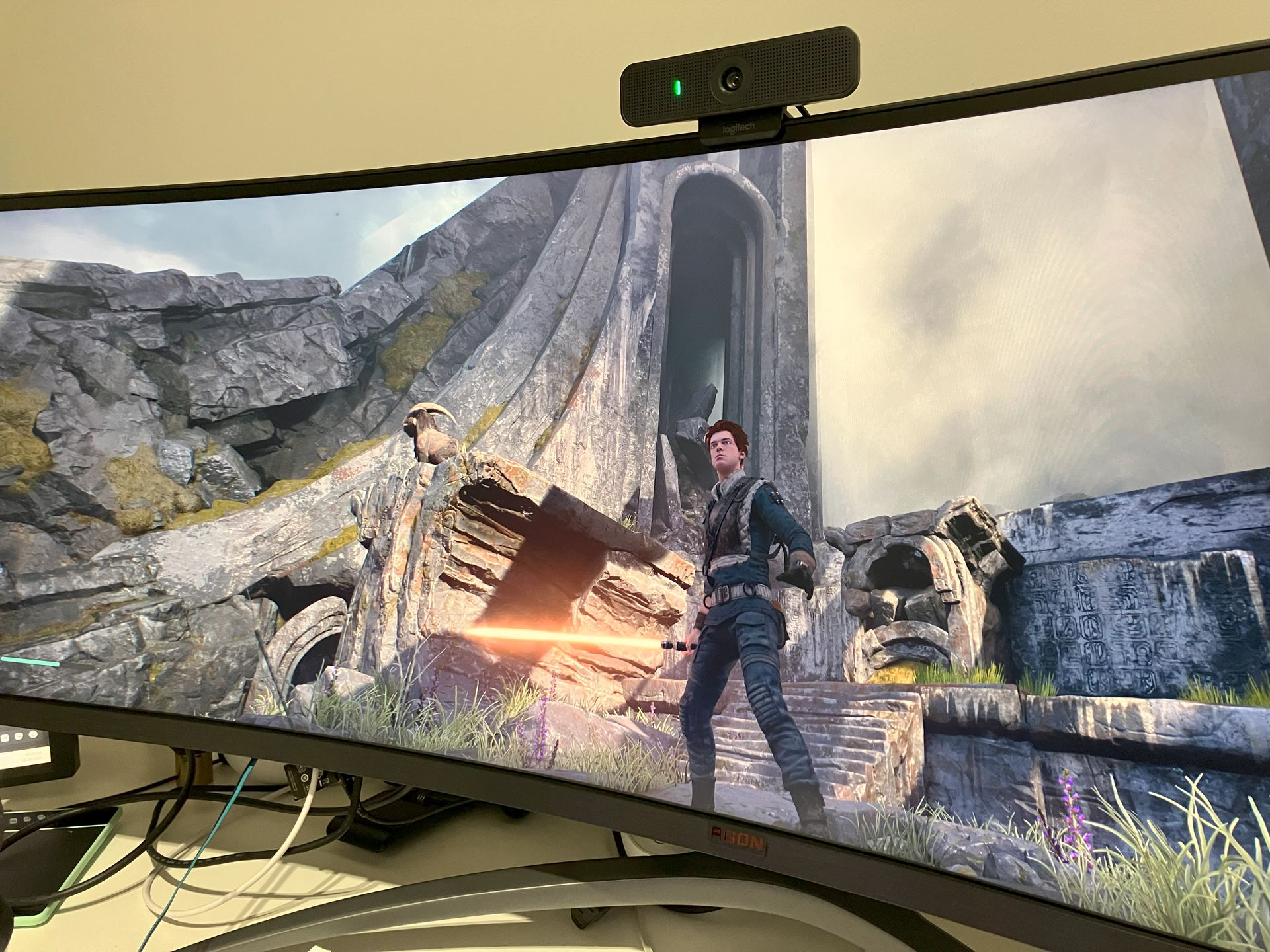 Fallen Order radzi sobie z kamerą w ultrapanoramie