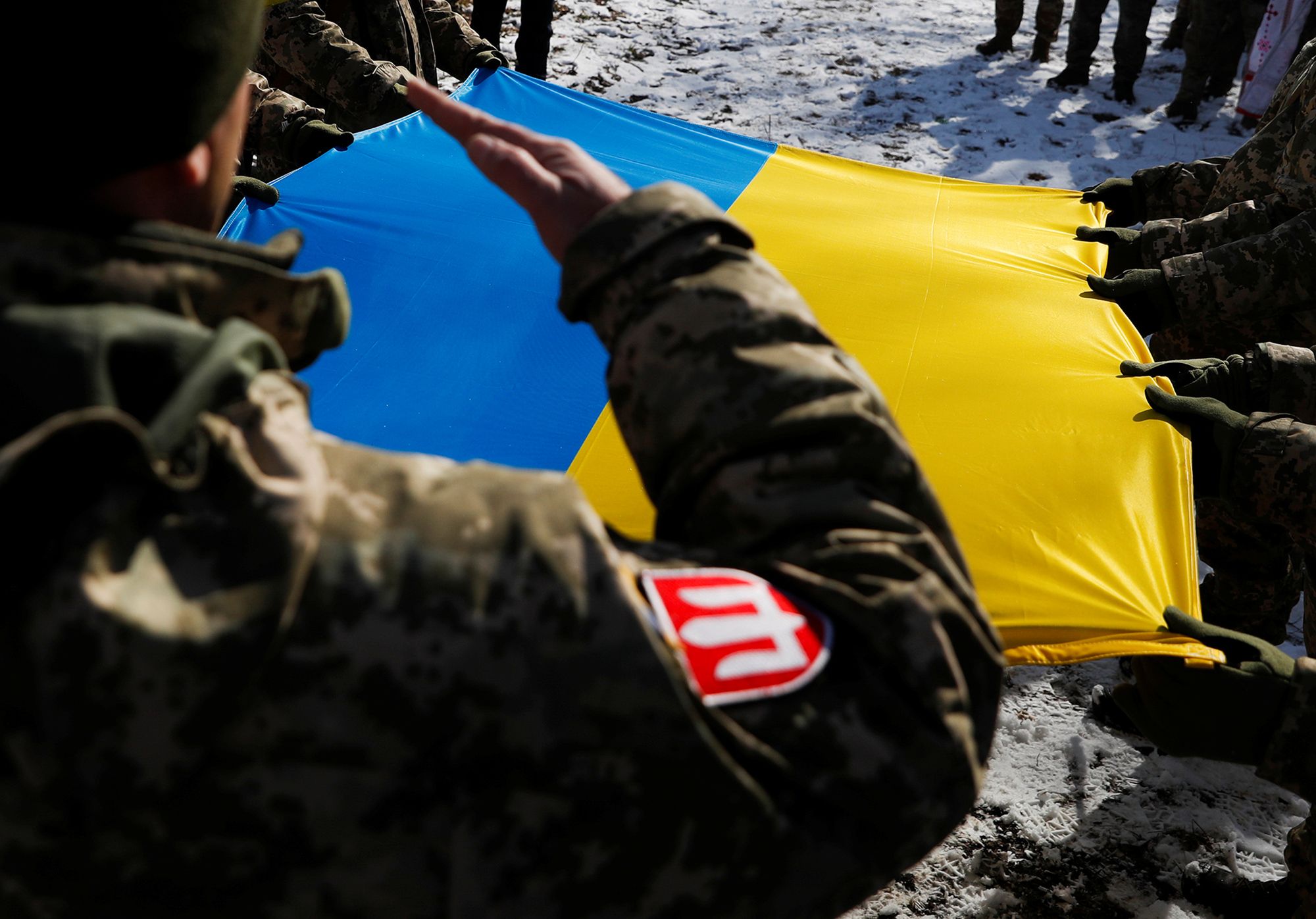 Wojna w Ukrainie. Pochowany z honorami, żołnierze oddali mu cześć 5