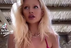 Lottie Moss w maleńkim bikini. "Wcieliła się" w "Legalną blondynkę"