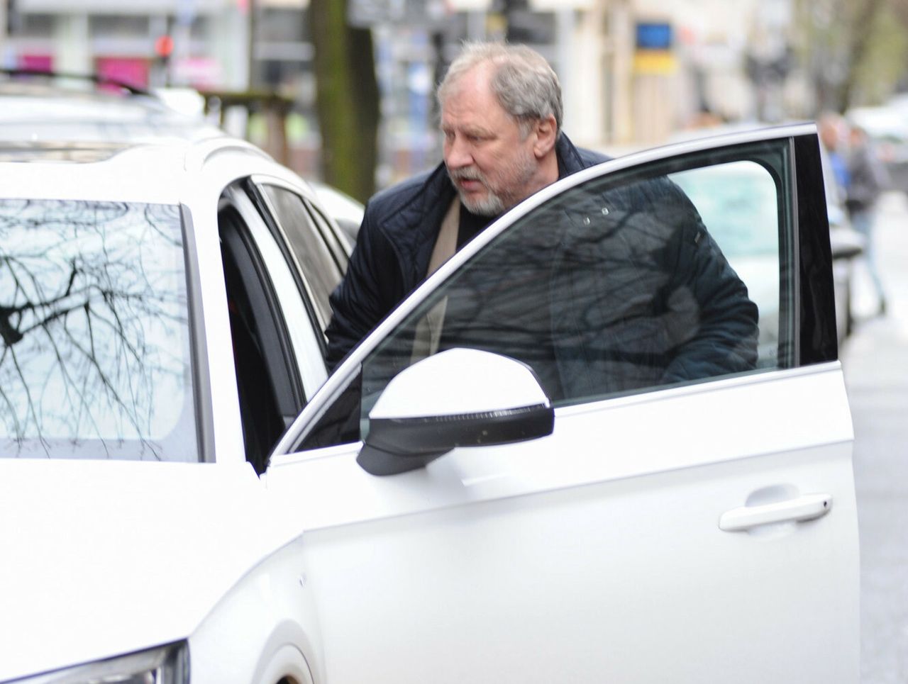 Przykra sytuacja na parkingu. Auto Grabowskiego kosztuje krocie