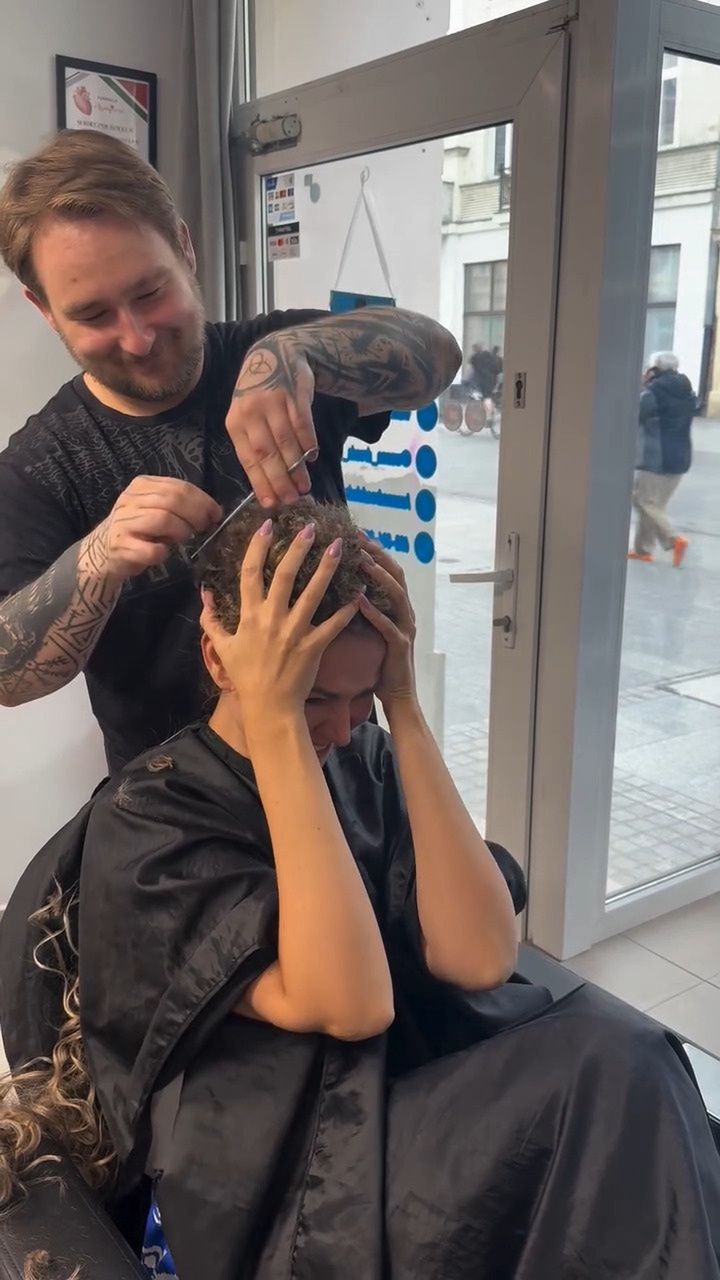 Maja Rutkowski u fryzjera