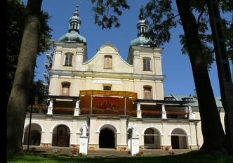 Nowe ogniska koronawirusa w Polsce. Rośnie bilans zachorowań po Franciszkańskim Spotkaniu Młodych