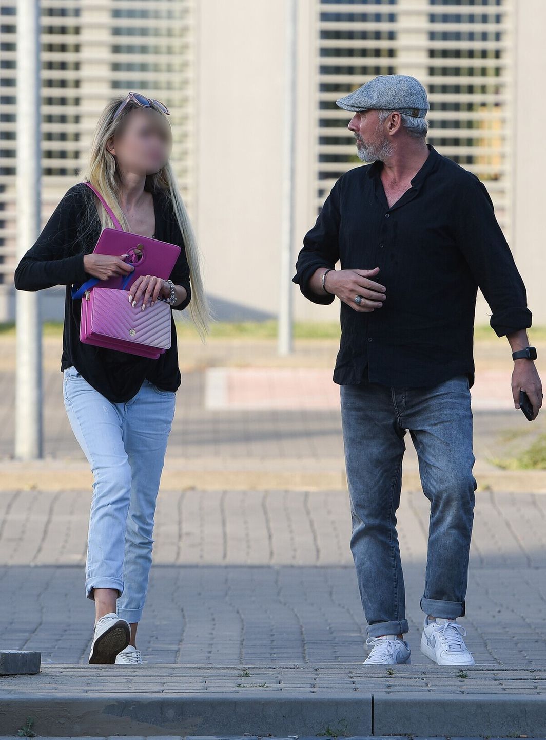 Jacek Kopczyński przybył na premierę z nową partnerką