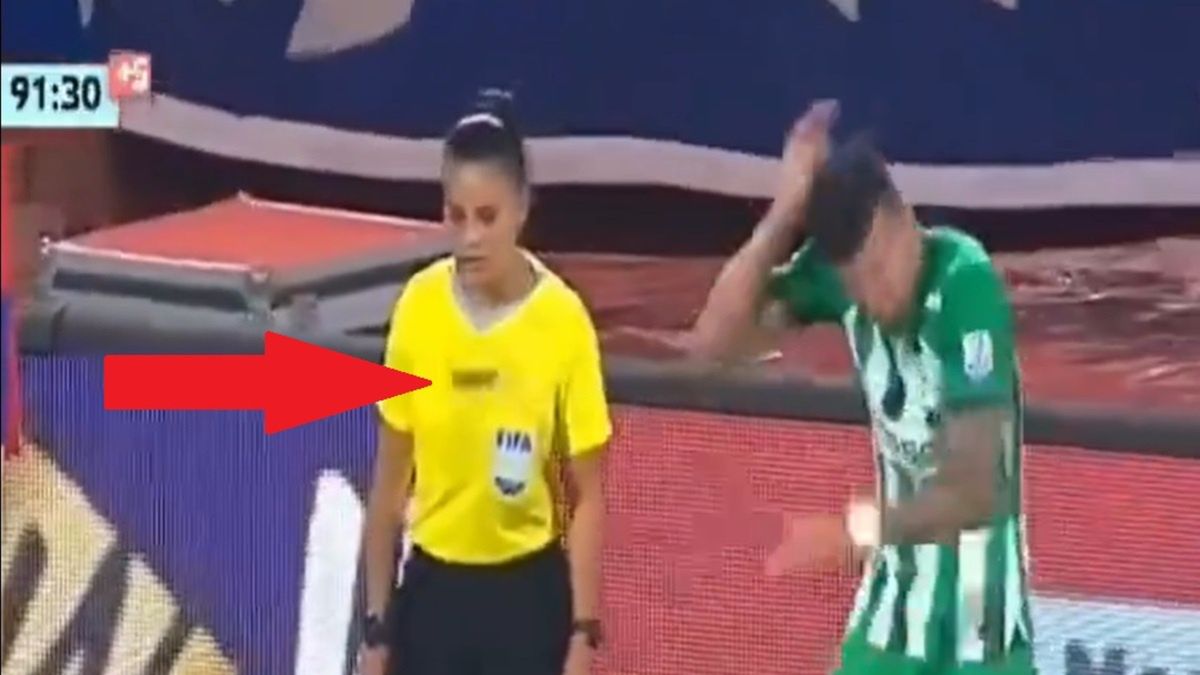 Pablo Ceppelini oberwał nożem rzuconym z trybun