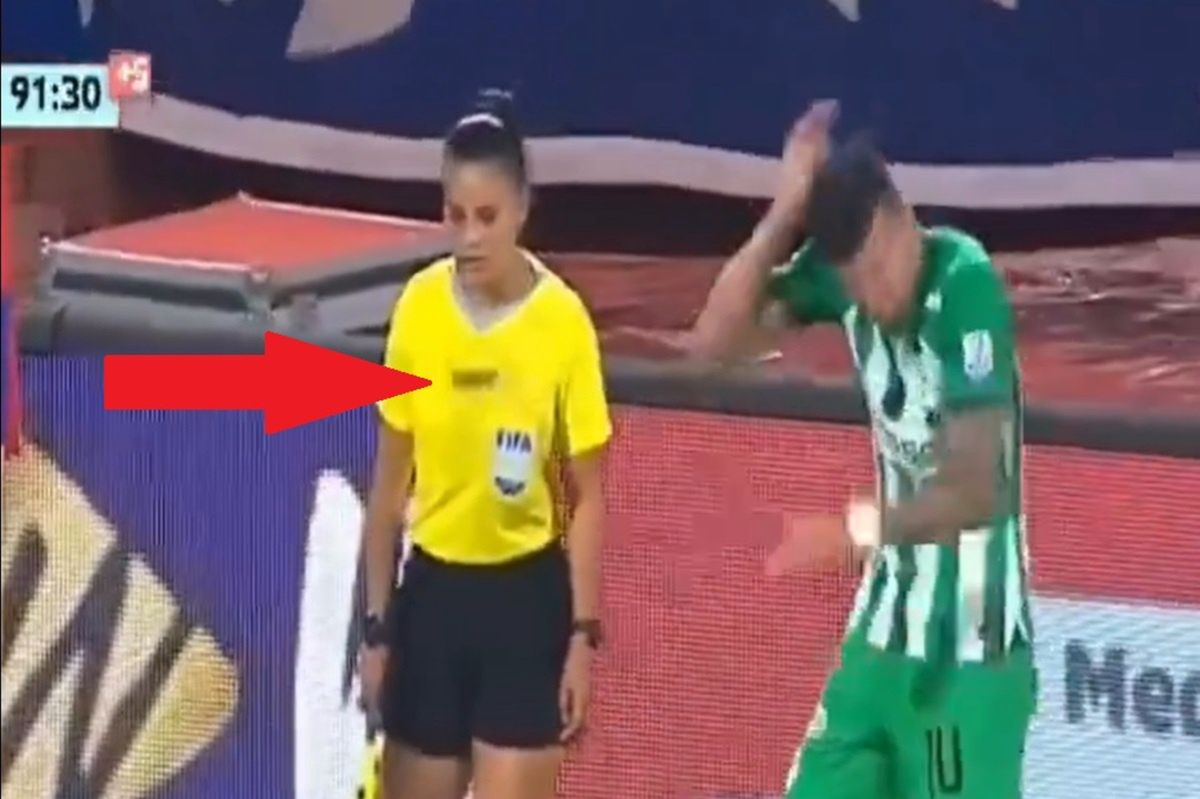 A knife thrown at a football player during a Colombian football clash