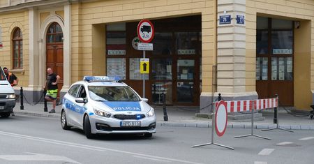 Tour de Pologne Women po południu, ulice zamknięte od rana. Wielu kierowców zaskoczonych