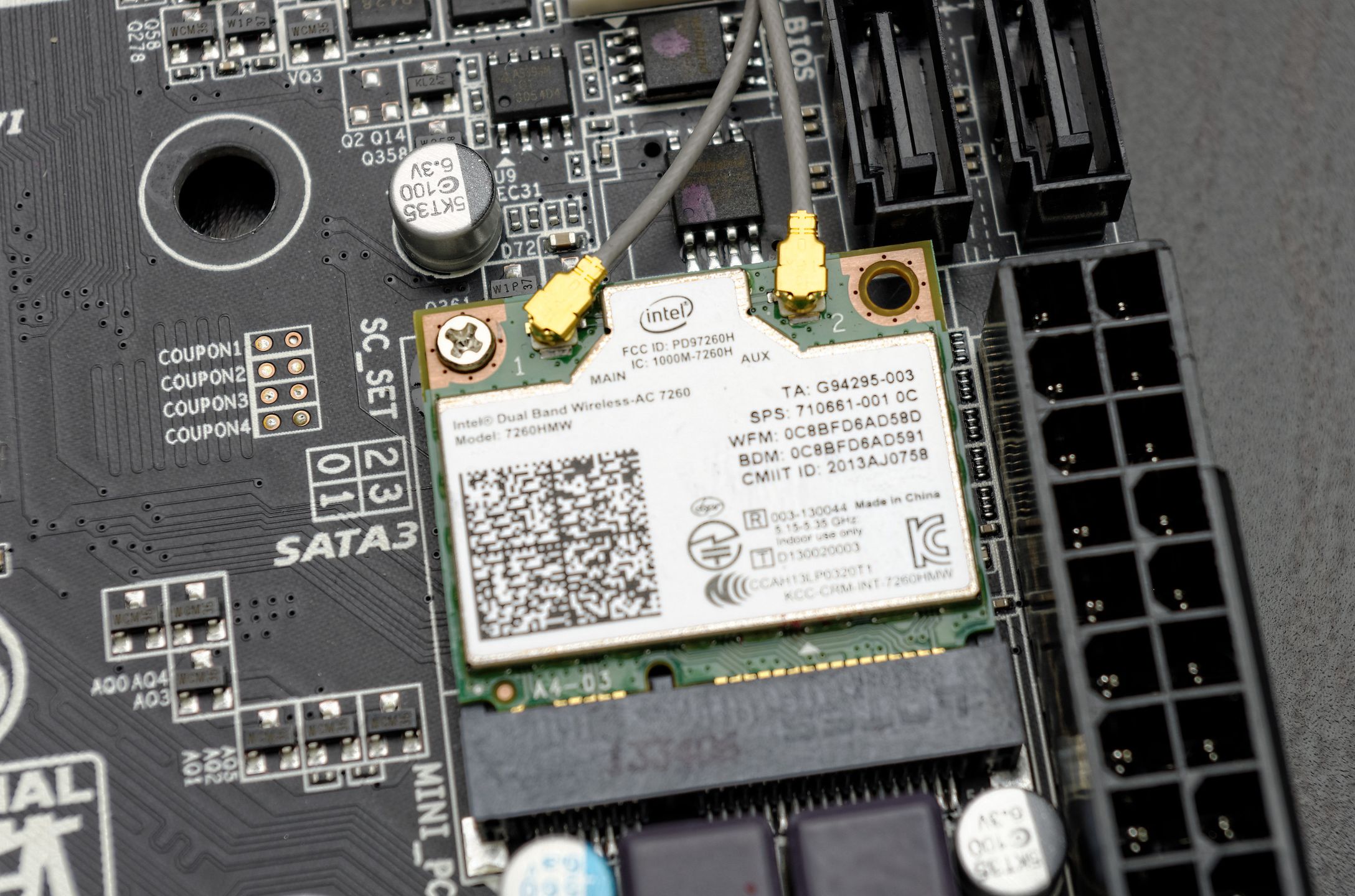 Intel Inside, nawet w sprzęcie od AMD (układ Wi-Fi)