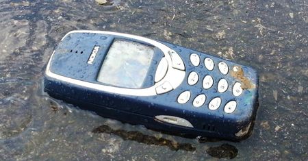 Finowie mają narodowe emoji – Nokię 3310