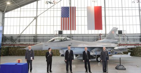 Umowa na pociski JASSM do F-16 podpisana