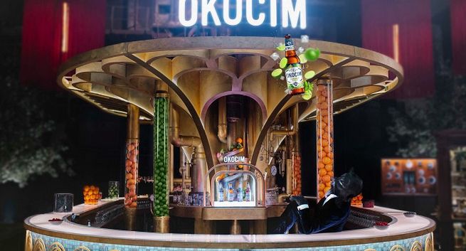 Błędny Rycerz reklamuje bezalkoholowe piwa Okocim