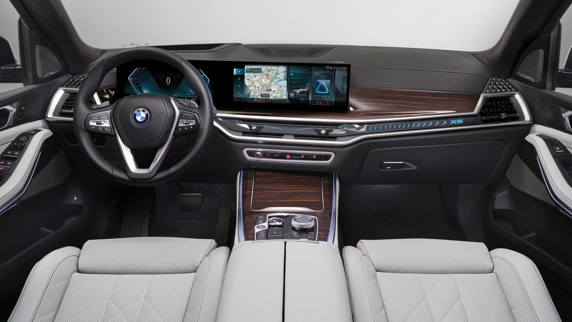 BMW X5 (2023)
