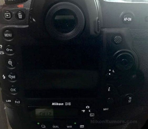 Wyciekły kolejne zdjęcia Nikona D5