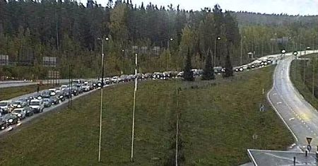 Prawie 8 godzin po zamknięciu granicy z Rosją. Zdjęcie z Finlandii