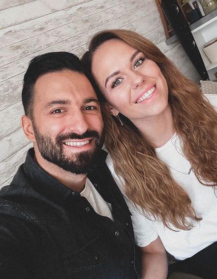 Rafał Maślak sprzedał salon manicure Kamili Nicpoń