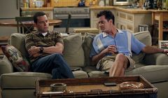 Charlie Sheen chciałby wrócić "Dwóch i pół"