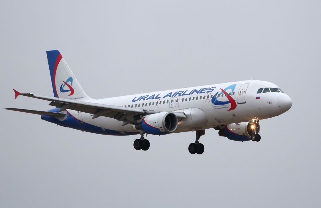 The Ural Airlines aircraft is still on the field after the breakdown that occurred in 2023.