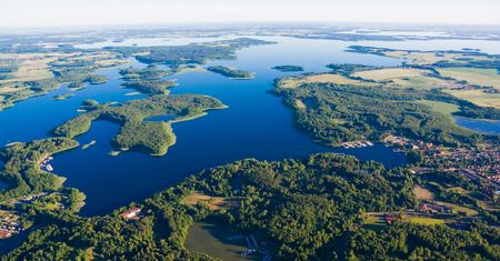 Warmińsko-Mazurski Bon Turystyczny - ile wynosi i kto może skorzystać?