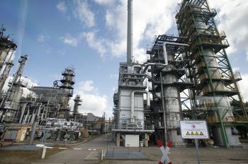 Sankcje na Rosję. Bloomberg: USA robią wyjątek dla niemieckiego Rosnieftu