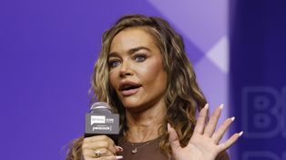 Denise Richards w szoku. Płaciła pensję... kochance męża