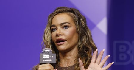 Denise Richards w szoku. Płaciła pensję... kochance męża