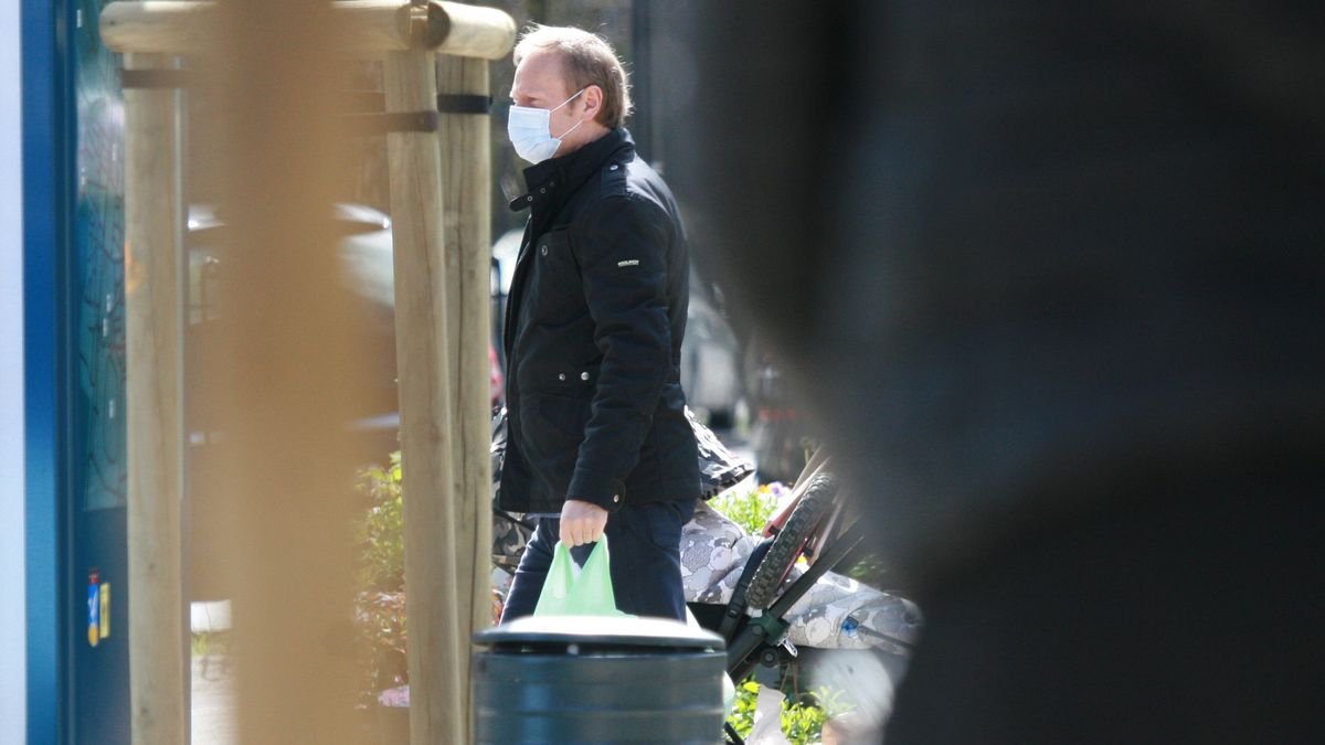 Były premier Donald Tusk  na zakupach.