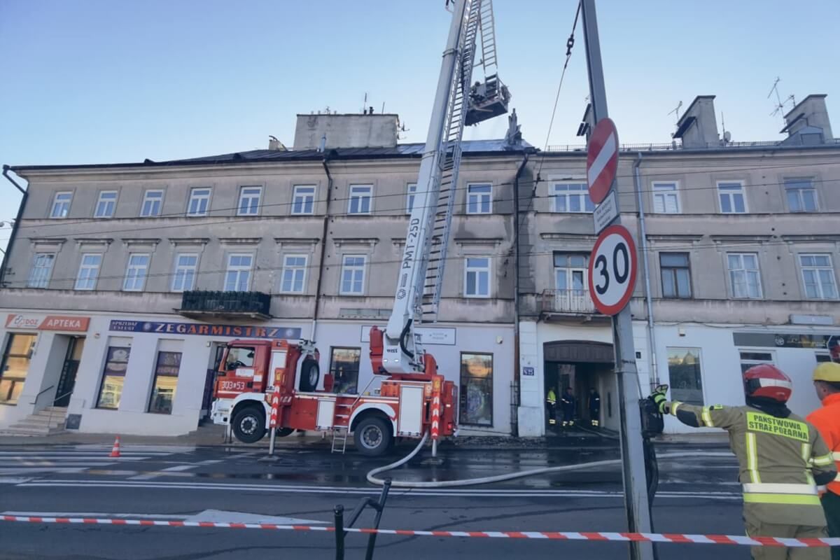 Pożar kamienicy przy ul. Lubartowskiej w Lublinie