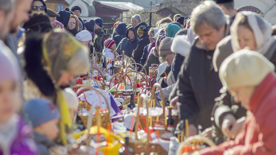 Wielkanoc w kościołach? Biskupi szykują wytyczne