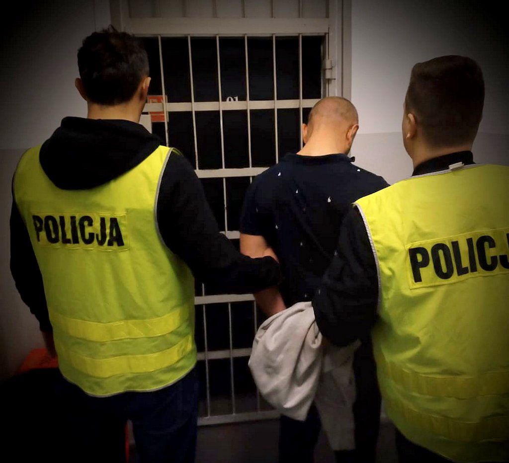 Brutalne pobicie w Bydgoszczy: 44-latek zepchnął mężczyznę ze skarpy