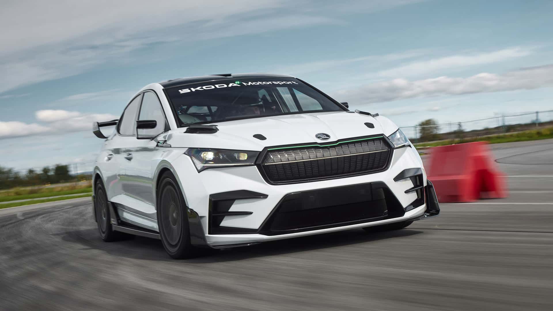 Škoda Enyaq RS Race Concept 