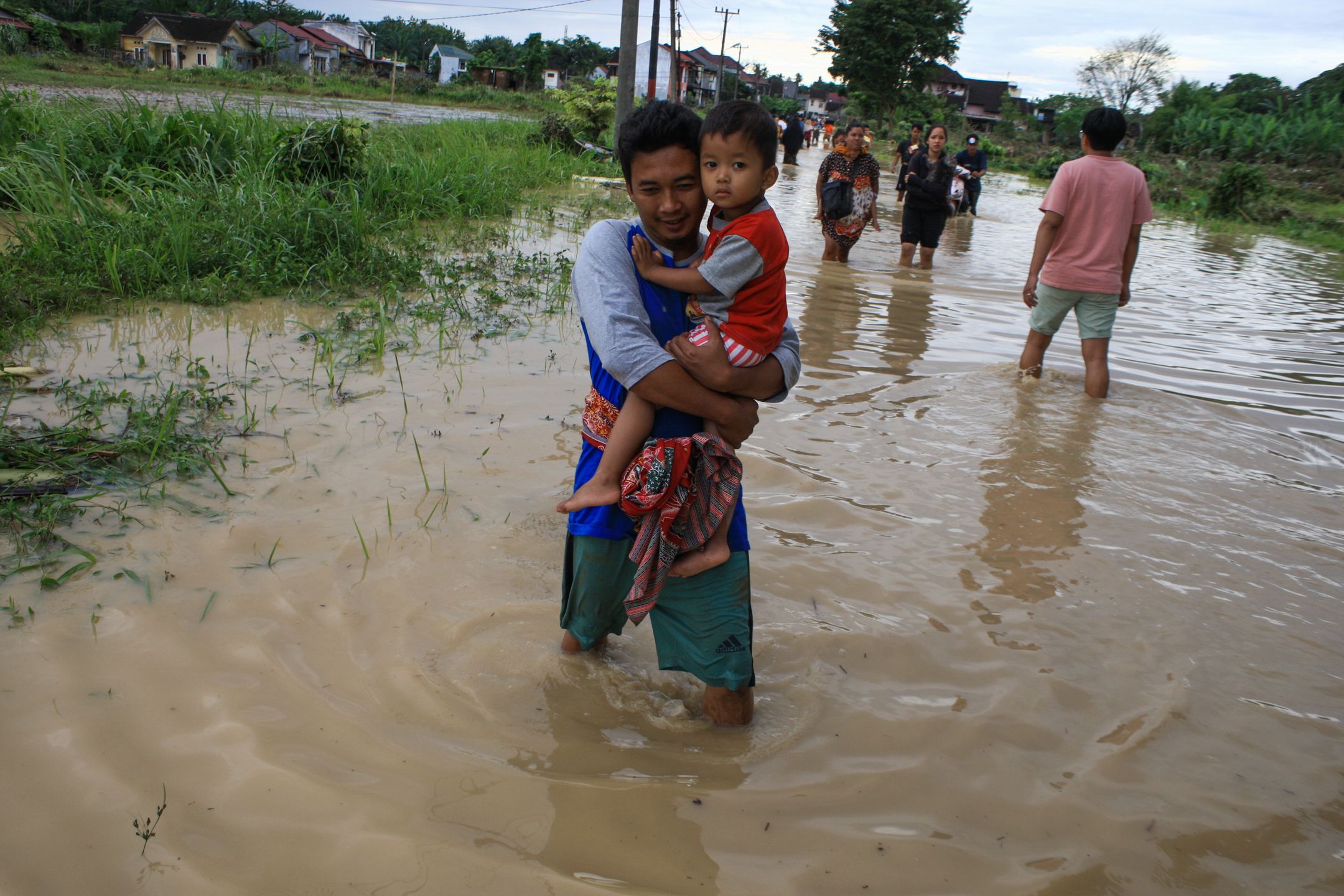 Zdjęcie dnia. Powódź w indonezyjskim mieście Medan 1