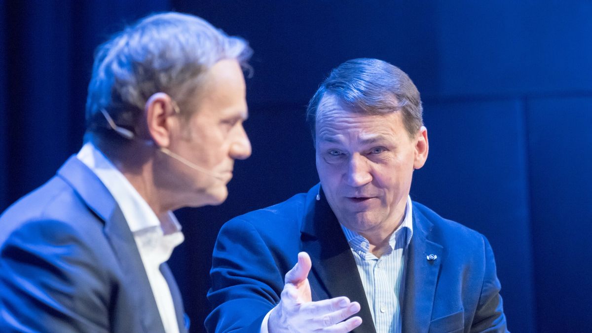 Konferencja o przysz?o?ci Europy w ECS
28.11.2021 Gdansk Europejskie Centrum Solidarnosci ECS Konferencja o przyszlosci Europy z udzialem Donalda Tuska i Radoslawa Sikorskiego  Fot. Wojciech Strozyk/REPORTER
N/z: Donald Tusk
N/z: Radoslaw Sikorski
Wojciech Strozyk/REPORTER