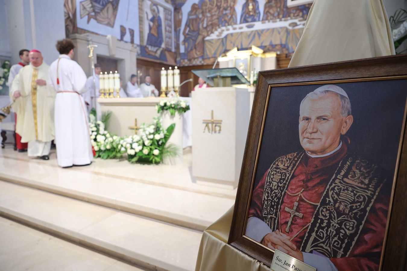 Święto Województwa rozpoczęło się od mszy w Kruszynie