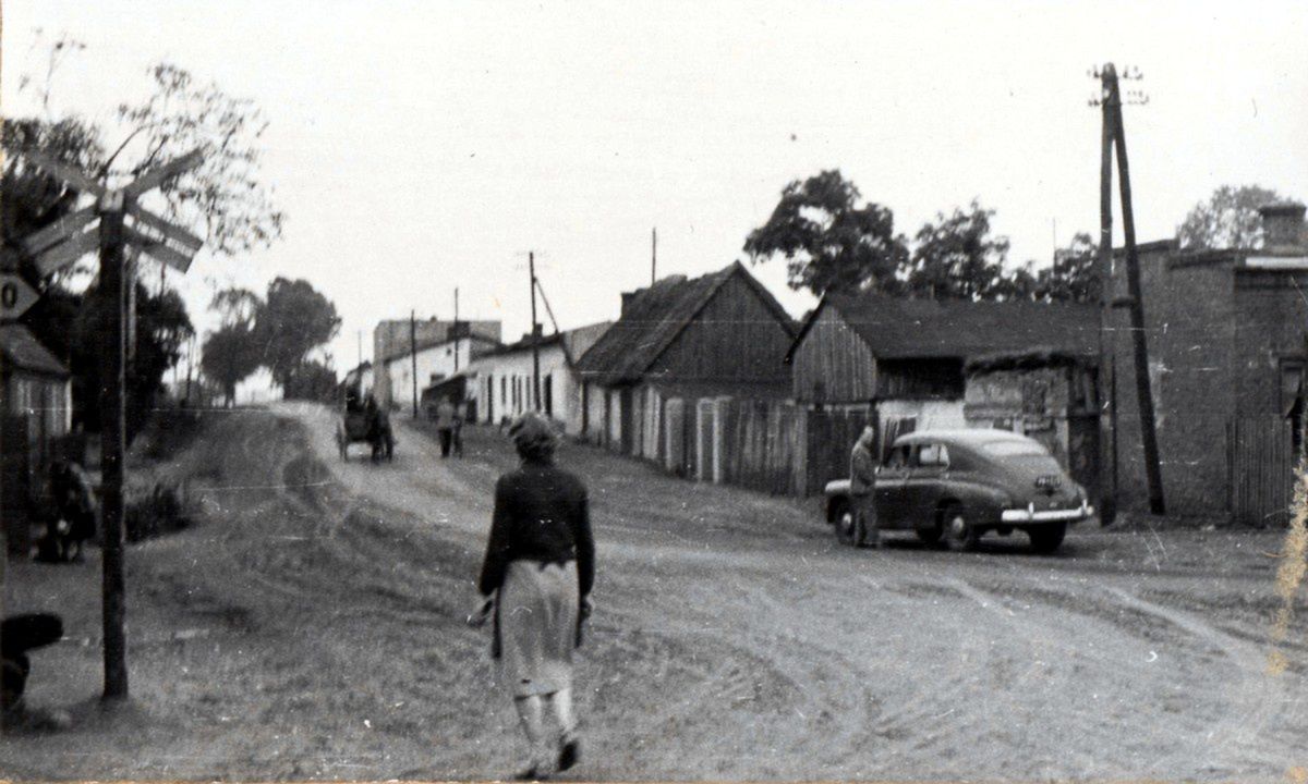Konin: Ulica Kazimierska zmieniła się przez 60 lat nie do poznania
