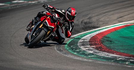 Piękne hiszpańskie trasy i zabawa na torze. Ciekawa propozycja Ducati