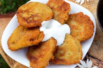 Zbieram na spacerze. W domu smażę z nich pyszne i pożywne placki