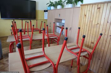Nie przychodziła do pracy od 17 lat. Brała pełną pensję. Tysiące euro