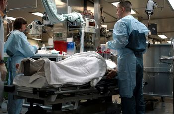 Sieradz: Pierwsza transplantacja rogówki oka