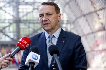 Sikorski o dezinformacji ws. Zaolzia. "Nie dajmy się skłócić"