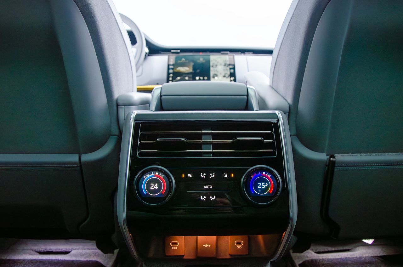 Range Rover P615 LWB