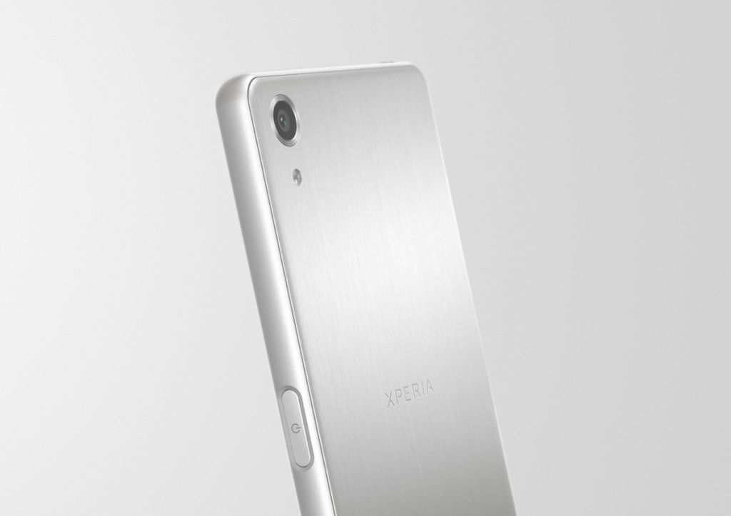 Xperia X - nowa seria smartfonów Sony. Są metalowe i mają dobre wyposażenie 11
