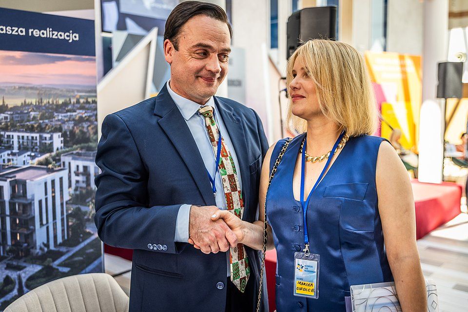 Canal+ pokazał zwiastun The Office PL.