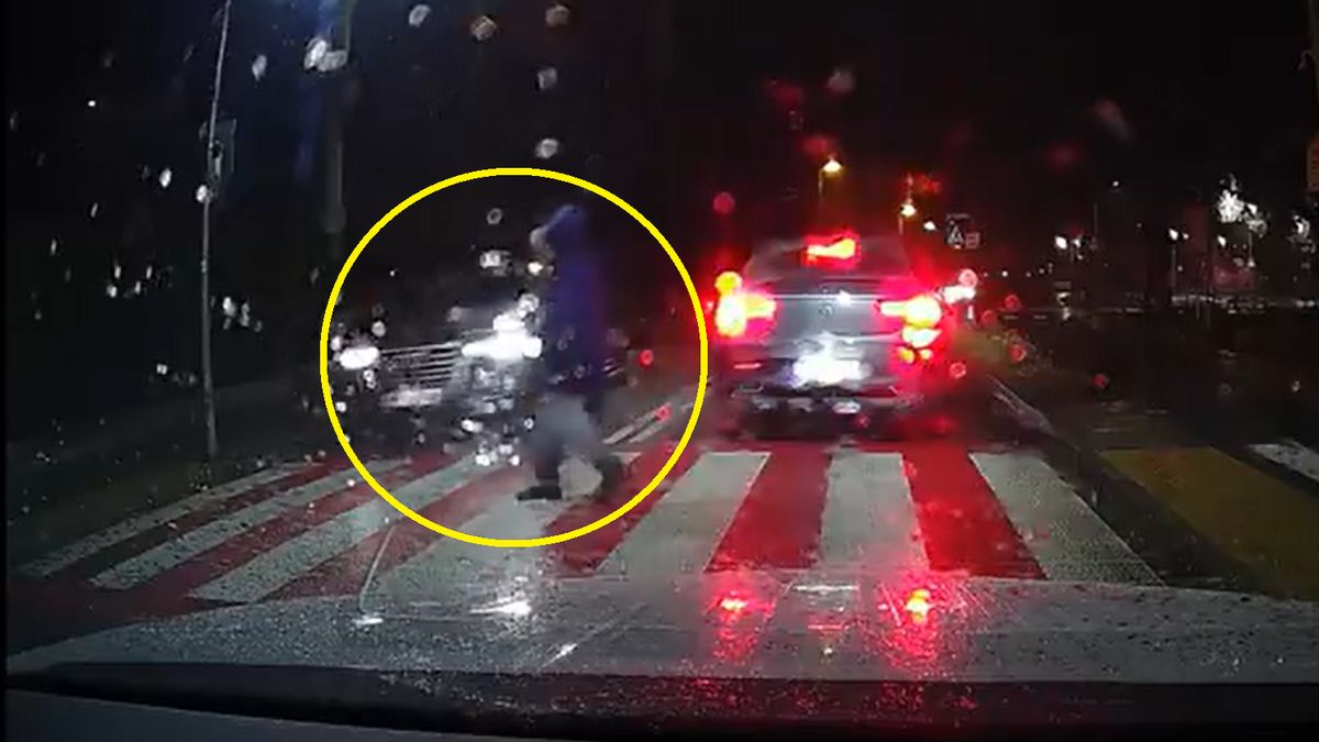 Kierowca nie zatrzymał się na pasach. O mały włos nie potrącił pieszego  