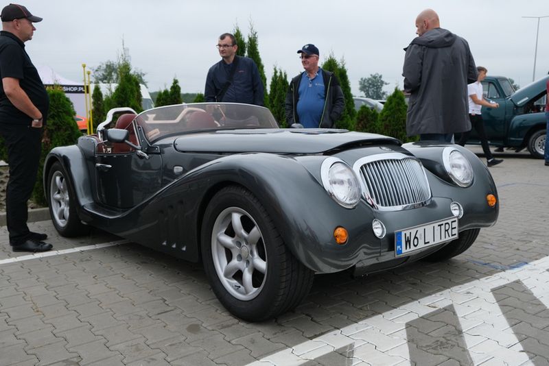 Leopard 6 Litre Roadster