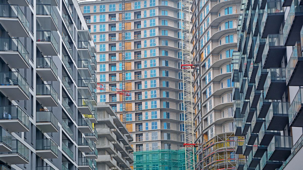 overpopulation, urban planning, housing market, high housing density, concrete jungle, accommodation, accommodation shortage, affordable housing, apartment, background, building, business, city, cityscape, concrete, condensed, condominium, construction, construction site, crisis, dense city, developer, development, dwelling, financial, gloomy, grey, high, high density, high rise, high-rise, house, housing shortage, industry, metropolis, mortgage, multistory, overcrowded district, overpopulated, patodeweloperka, property, real estate, real estate bubble, real-estate, real-estate developer, residential, shortage, skyscraper, unit, urban