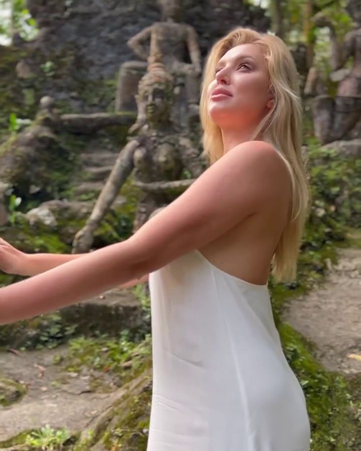 Karolina Pajączkowska jest zaręczona