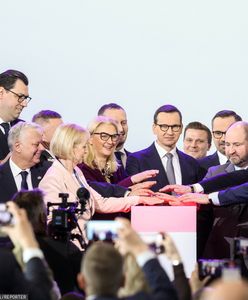 Były rzecznik PiS zaprasza do Radomia. "Oni są zachwyceni"