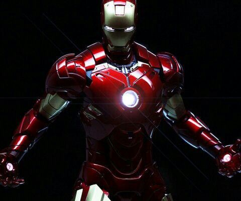 Iron Man i jego egzoszkielet/pinterest
